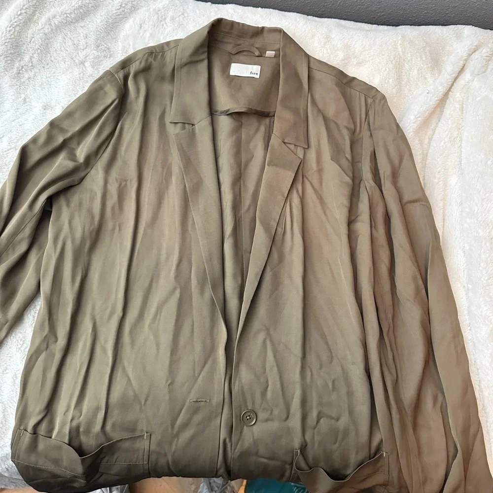 Aritzia wilfred free herms jacket - Picture 2 of 5